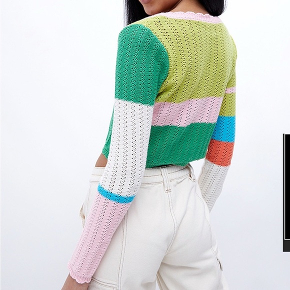 La Hearts Colorful Striped Crop Top - Picture 11 of 11
